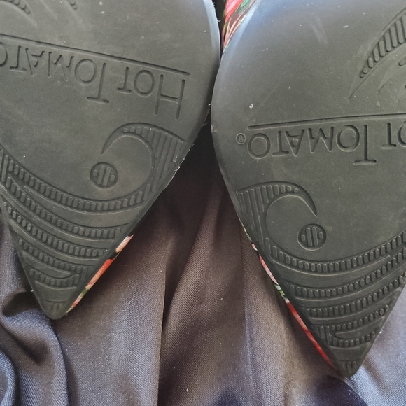 Hot Tomato Heels - Picture 8 of 8